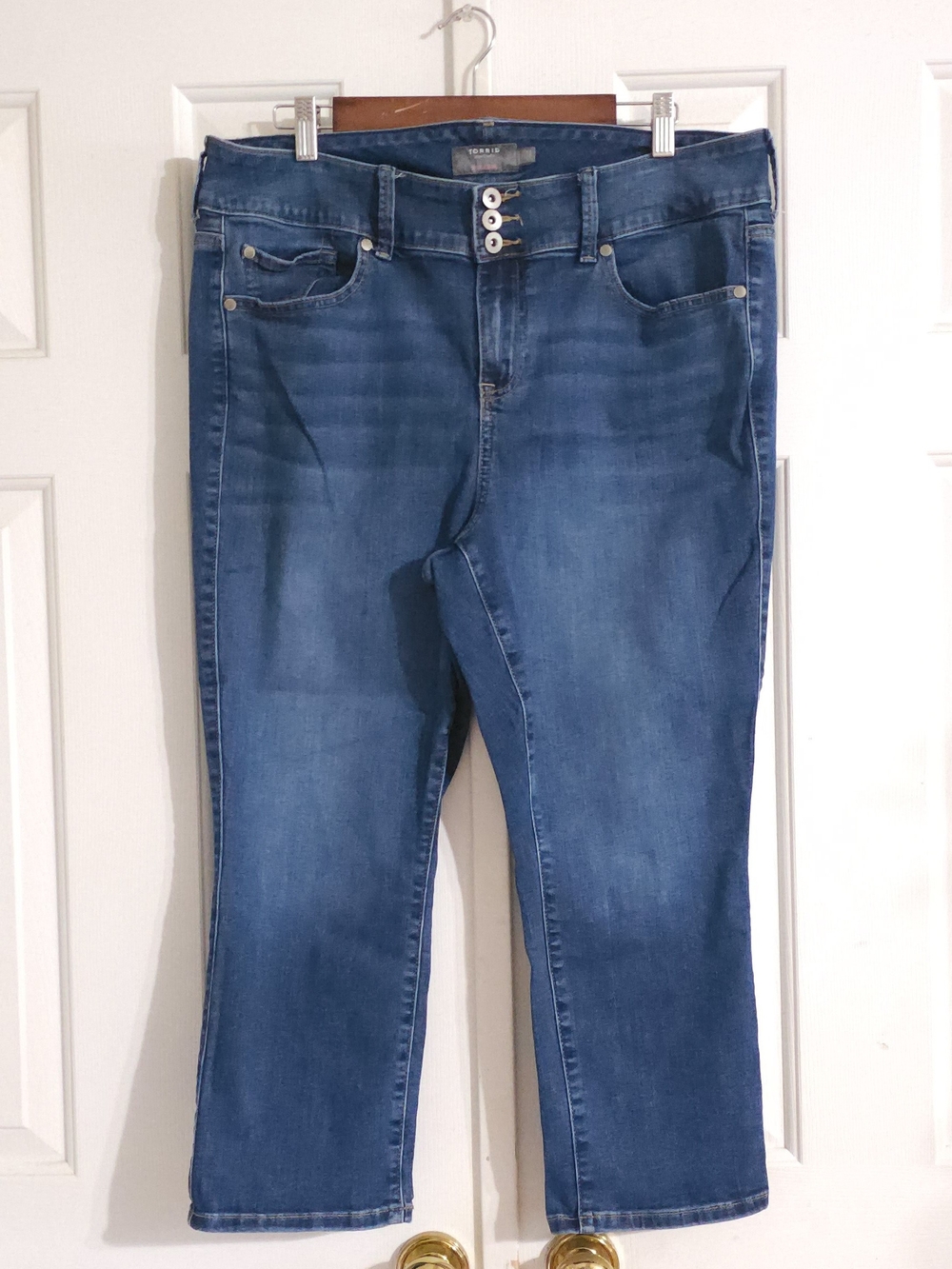 Torrid High-Rise Cropped Super Soft Stretch Jegging Dark Wash Size 18